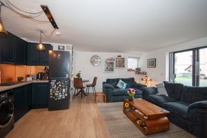 Lounge Kitchen- click for photo gallery